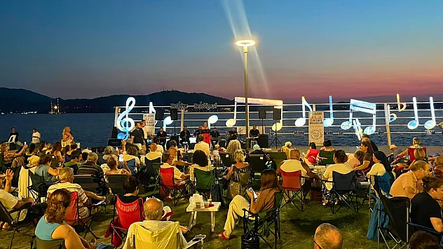 Müzikli Fethiye Akşamları ilk konseriyle vatandaşlarla buluştu