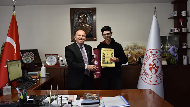 Ödüllerini İlman'dan Aldılar