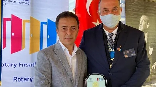 Ödülü törenle takdim edildi