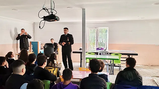 Öğrencilere denizcilik eğitimi