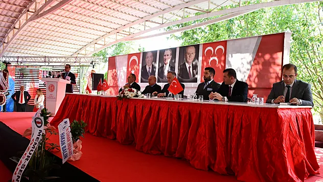 Oğuz Akarfırat, yeniden başkan seçildi