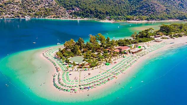Ölüdeniz Avrupa'nın en değerli 4. plajı seçildi