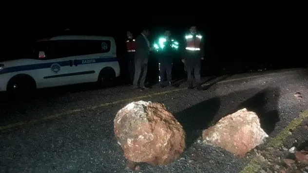 Ortaca'da toprak kayması meydana geldi