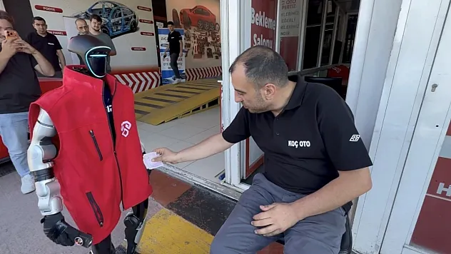 Oto ekspertiz firmasının zam isteyen robotu