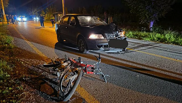 Otomobil ile motosiklet kafa kafaya çarpıştı: 1 ölü