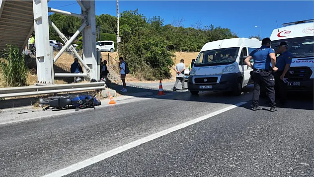 Otomobile arkadan çarpan genç motosiklet sürücüsü hayatını kaybetti