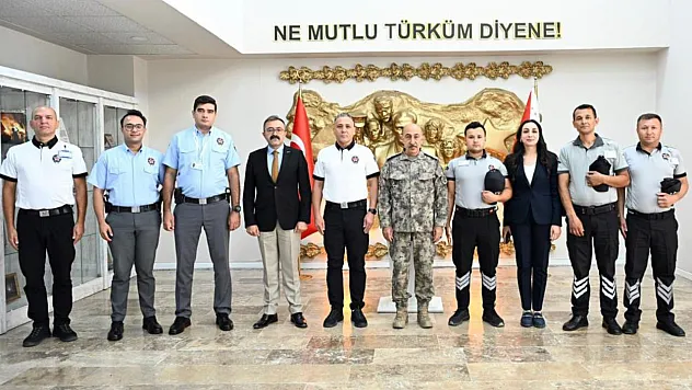 Özel güvenlik görevlileri Muğla Emniyet Müdürü Karadeniz'i ziyaret etti