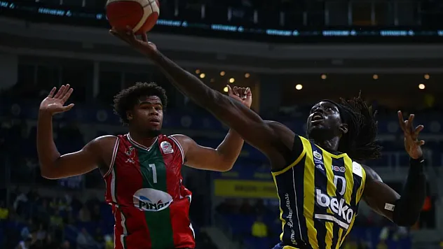 Pınar Karşıyaka, sezonun en farklı yenilgisini aldı