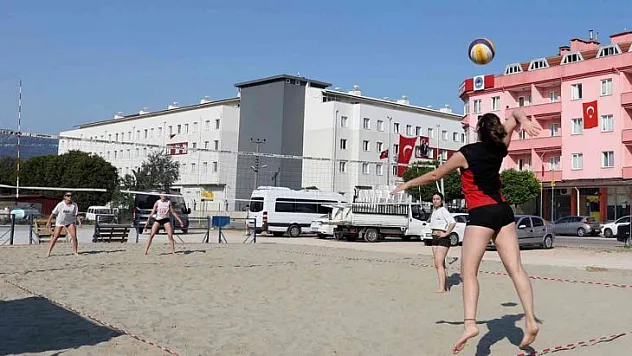 Plaj Voleybolunda ödüller sahiplerini buldu