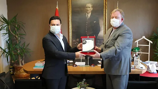 Rusya'nın Antalya Başkonsolosu'ndan Aras'a ziyaret