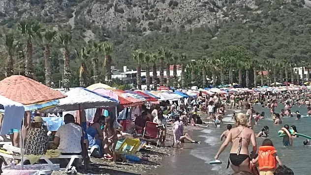 Sahiller doldu taştı