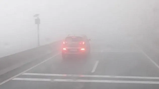 Sakar Rampası'nda etkili olan sis sürücülere zor anlar yaşattı