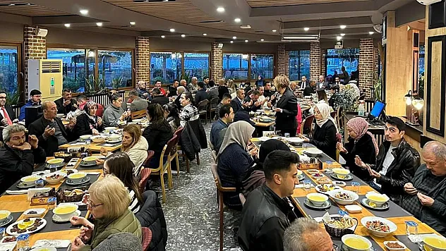 Şehit yakınları ve gazilere iftar programı