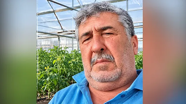 Serada sulama yaparken rahatsızlanan çiftçi, 15 günlük hayat mücadelesini kaybetti