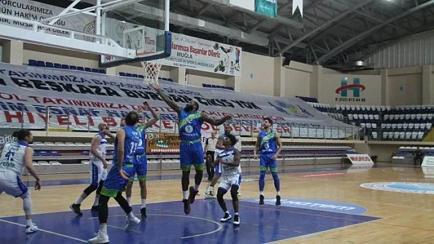 Sessiz maçın kazananı Merkez Efendi 88-106