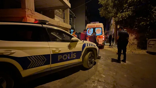 Sevgilisi ile tartışıp kendini bıçaklamaya çalışan şahıs ekipleri harekete geçirdi