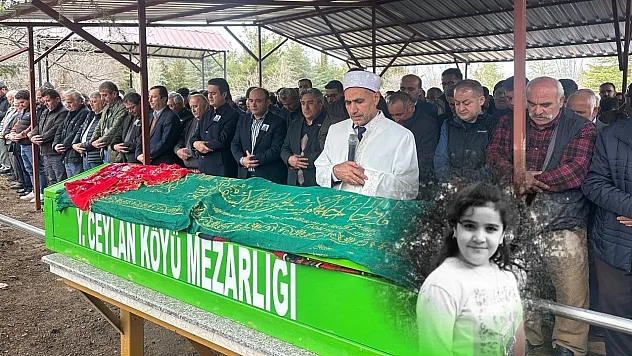 Seydikemer'de 11 Yaşındaki Ceylin Öztürk İçin Cenaze Töreni Düzenlendi