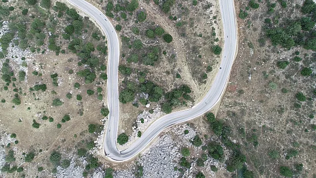 Seydikemer'de Girdev ve Erendağ Yolları Yenilendi: 102,5 Milyon TL'lik Yatırım Tamamlandı