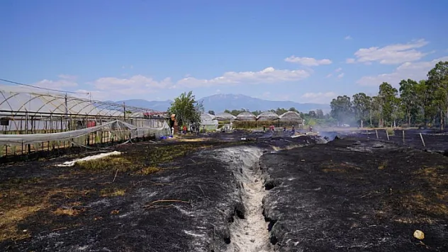 Seydikemer'de korkutan yangın