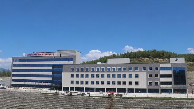 Seydikemer'de yangın tedbirleri genişletildi: Devlet Hastanesi tahliye ediliyor