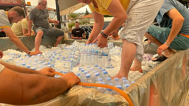 Seydikemer için dayanışma büyüyor: Koordinasyon merkezinde destek seferberliği