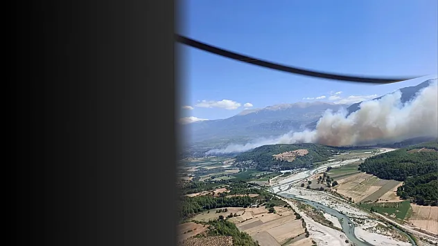Seydikemer Korubükü'ndeki Orman Yangınına Güçlü Müdahale: 6 Helikopter ve 1 Uçak Görevde