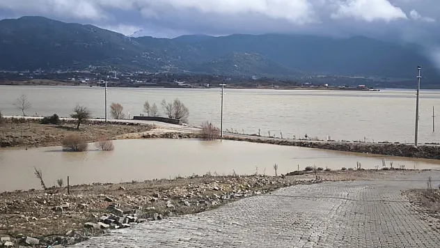 Seydikemer Seki Barajı'nda su seviyesi yükseldi
