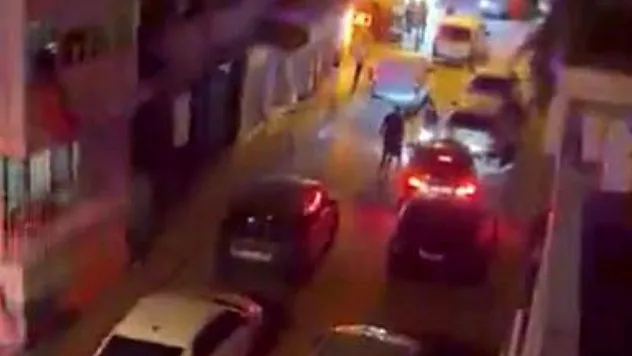Silahlı kavgada ağır yaralanan kişi hayatını kaybetti