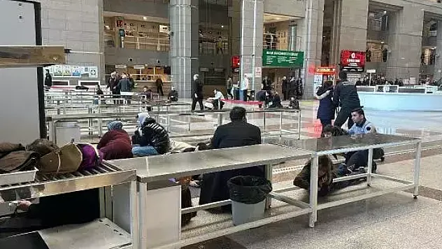 SON DAKİKA: Çağlayan Adliyesi'nde polis noktasına silahlı saldırı! Polisler yaralandı!