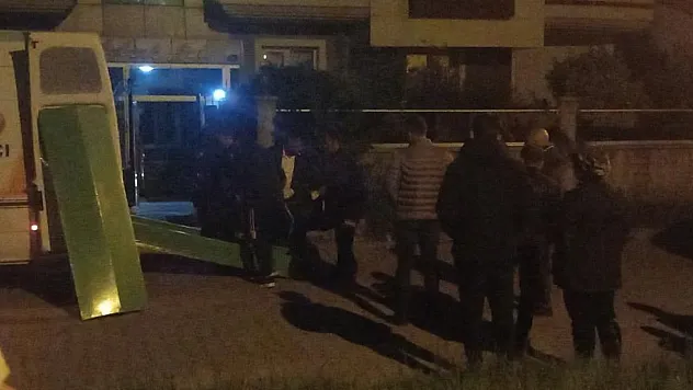Şüpheli ölüm, evinde ölü bulundu
