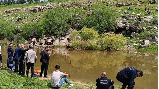 Suya giren çocuk boğuldu