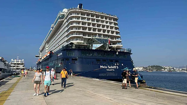 Tam kapasiteyle Bodrum'a geldi