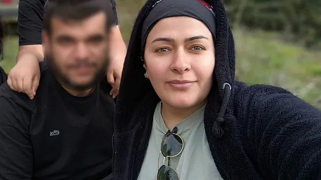 Tartıştığı eşini pompalı tüfekle sokak ortasında öldürdü