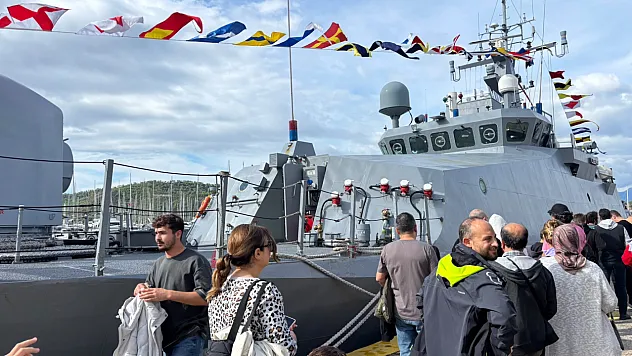 TCG Kaş Gemisi, Fethiye'de ziyaretçilerini ağırlıyor