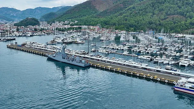 TCG Zıpkın Marmaris'te ziyarete açıldı