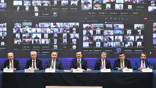 TOBB'DAN DEPREM BÖLGESİNE 1 MİLYAR LİRA KONUT DESTEĞİ