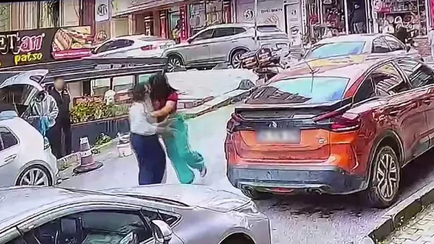 Trafikte tartıştığı kadına kafa atan sosyal medya fenomenine ağır ceza