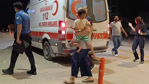 Tüfekten çıkan saçma baba ve 4 yaşındaki oğluna isabet etti