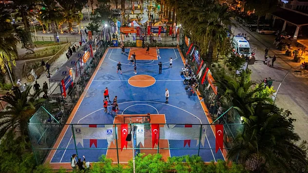 Turgutreis'te basketbol şöleni başladı