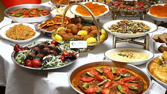 Turistler, Türk yemekleri için ilk 6 ayda 6 milyar dolar harcadı
