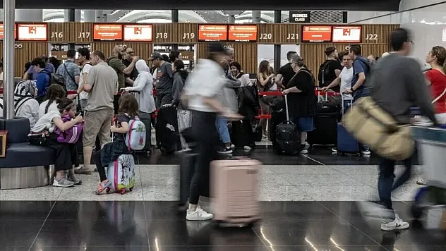 Türk turistler yurt dışından 362 milyon dolarlık hediyeyle döndü