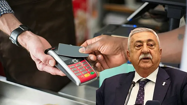Türkiye'de Kredi Kartı Borcu 3 Trilyon Lirayı Aştı