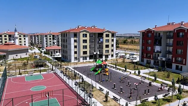 Türkiye genelinde 2 milyon 378 bin yapının kentsel dönüşümü tamamlandı