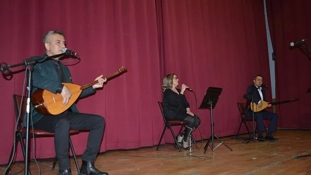 Türkülerin babası türkülerle anıldı