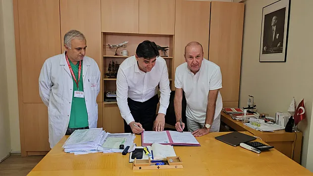 Ücretsiz Sünnet Projesinde İmzalar Atıldı