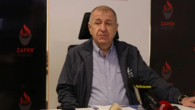 ÜMİT ÖZDAĞ MİLLET İTTİFAKI SEÇMENİNDEN GELEN İSTEĞE CEVAP VERDİ 
