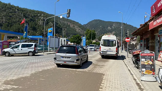 Üst yol çift şerit