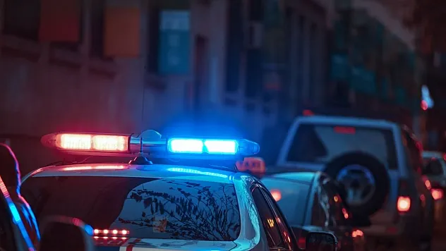 Uykudaki eşini iple boğup öldürdü