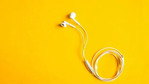Uzmanlardan yüksek sesle müzik dinleyenlere 'akustik travma' uyarısı