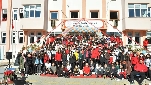 Üzümlü'de Tubitak Bilim Fuarı